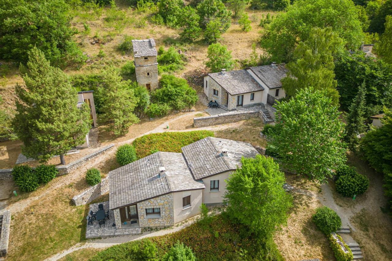 Village De Gites De Chanac Екстериор снимка