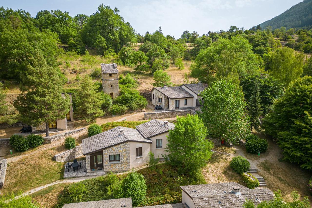 Village De Gites De Chanac Екстериор снимка